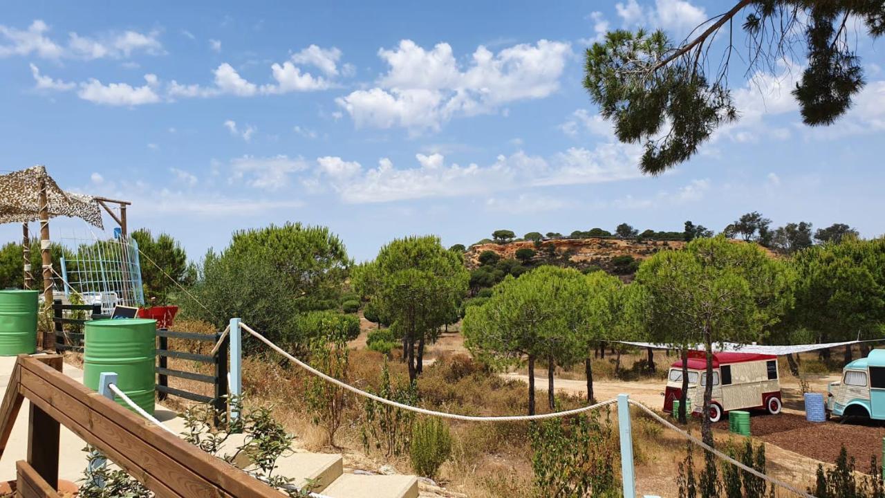 De * Islantilla